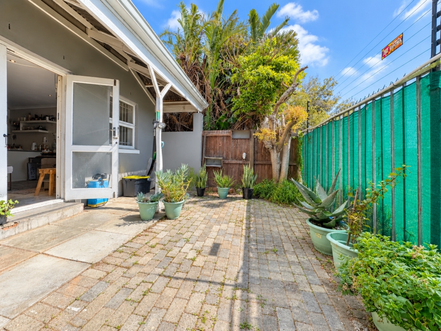 To Let 3 Bedroom Property for Rent in Zonnebloem Western Cape